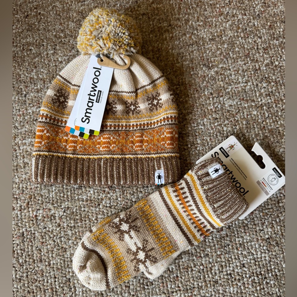 Smartwool Beanie & Mittens Set NWT
